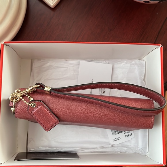 Coach wristlet phone wallet - Sorry sold out! - Picture 11 of 16